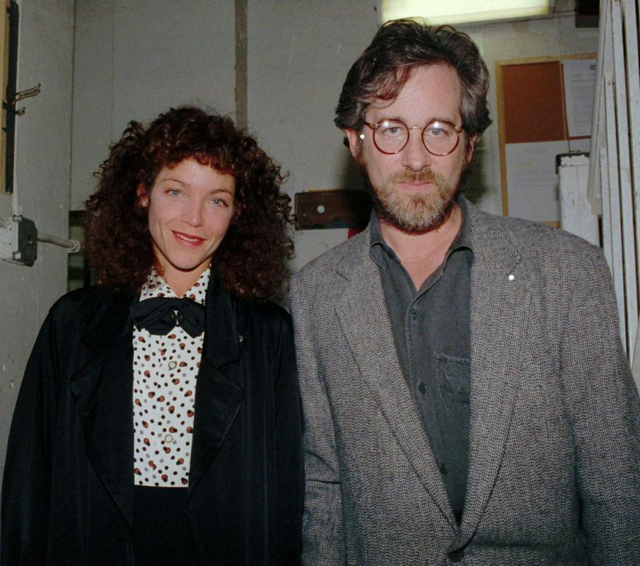 Prvi zakon režiserja Stevena Spielberga z igralko Amy Irving je trajal štiri leta, a ločitev je Spielberga drago stala, menda kar 100 milijonov dolarjev. Foto: AP
