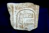 Velika Britanija Egiptu vrnila ukradeno ploščo iz Karnaka