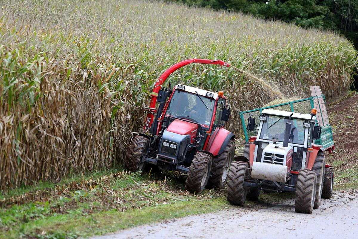Bodo klasične traktorje kmalu zamenjali avtonomni traktorski roboti? Foto: BoBo