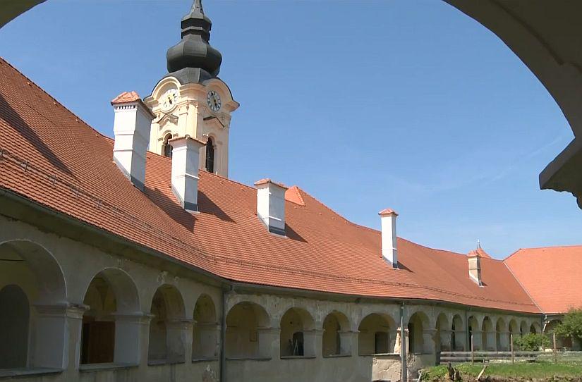 V gradu Grad na Goričkem našli še eno, 13. vrsto netopirja
