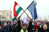 Na Madžarskem znova množice protestnikov