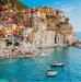 Slikoviti Cinque Terre uvaja kazni za hojo v japonkah in sandalih