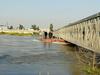 Ob potopitvi trajekta na reki Tigris več kot 70 mrtvih
