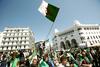 Alžirija: Nadaljujejo se množični protesti proti predsedniku in vladajoči eliti