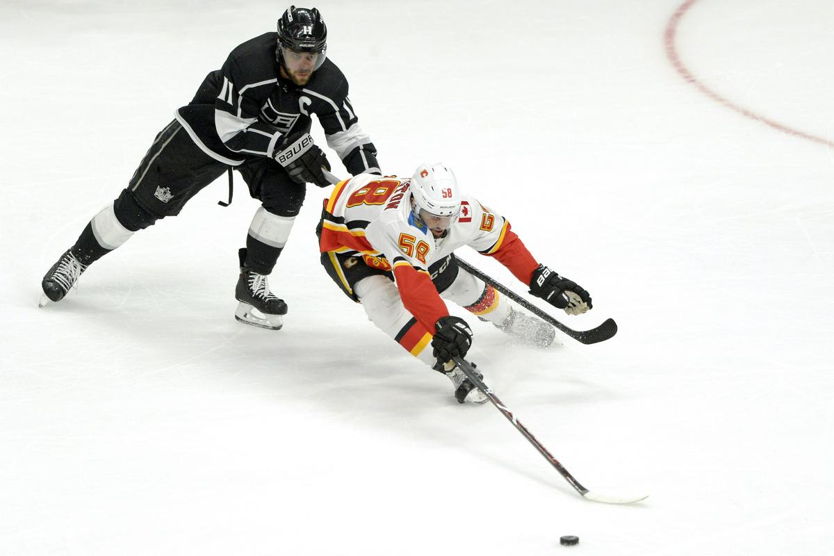 Anže Kopitar je v rednem delu Lige NHL odigral tisoč in eno tekmo. Foto: Reuters