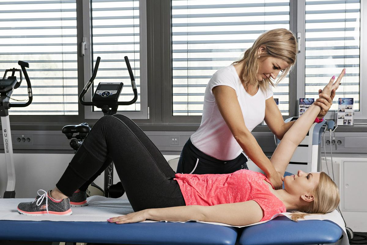 Individualna fizioterapevtska obravnava je bistveno učinkovitejša in varnejša.