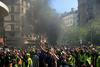 Na novih protestih rumenih jopičev več kot 100 aretiranih