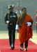 Samo v Butanu: med tednom premier, ob koncih tedna kirurg