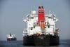 Preiskava napadov na tankerje ni izrecno okrivila Irana