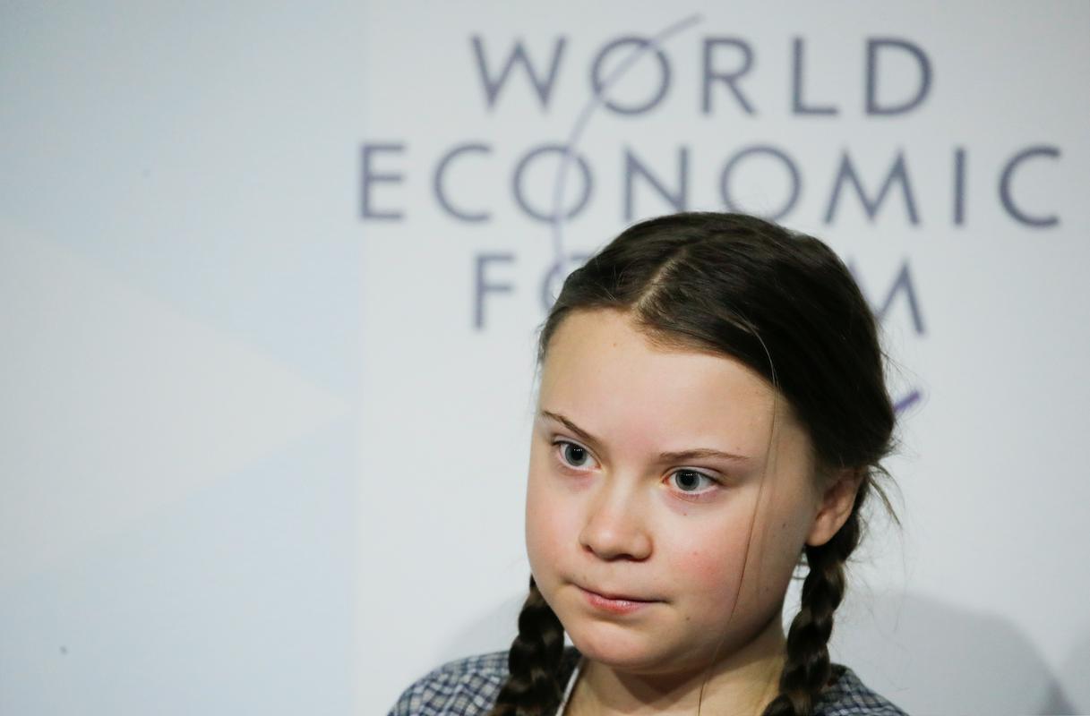 Greta zase pravi, da ji je ukvarjanje z okoljevarstvenimi temami pomagalo, da se je pri enajstih letih izvila iz depresije, v katero je zapadla zaradi nemoči, da ne more vplivati na potek dogodkov, in vse hitrejšega onesnaževanja okolja. Foto: Reuters