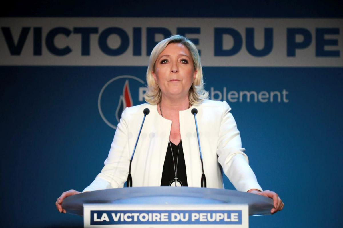 Marine Le Pen slavi na evropskih volitvah. Foto: EPA