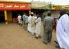 Etiopski odposlanci obujajo pogovore med vojsko in protestniki v Sudanu 