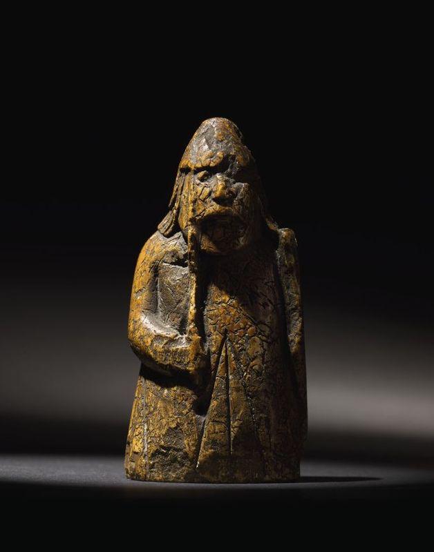 8,8 centimetra visoka figura je nekoliko obtolčena in brez levega očesa. Foto: Sotheby's