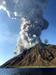 Na italijanskem otoku izbruhnil ognjenik. Umrl turist.