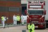 Britanska policija v tovornjaku v Essexu odkrila 39 trupel