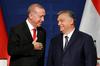 Erdogan pri Orbanu znova zagrozil Evropi s sirskimi begunci