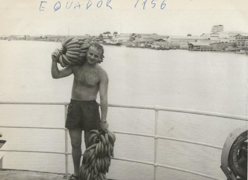 Na norveški tovorni ladji v Ekvadorju leta 1956. Foto: Osebni arhiv Maria Miklanda