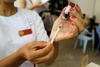 Na Samoi po izbruhu ošpic aretirali aktivista proti cepljenju