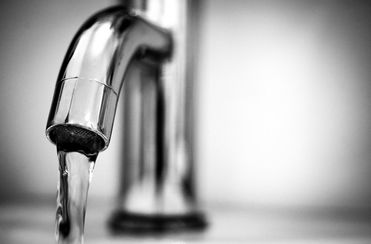 V celjski bolnišnici zaradi trebušnih težav obravnavali 51 bolnikov, vzrok domnevno oporečna voda