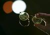 Znamenita očala Johna Lennona prodana za 165.000 evrov
