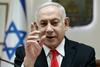 Netanjahuja, ki naj bi ostal vodja Likuda, med shodom sirene pregnale z odra