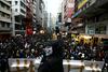 Več sto aretiranih ob koncu leta na protestih v Hongkongu