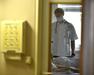 Zaradi gripe in virusa RSV hospitaliziranih 750 ljudi, 14 jih je umrlo
