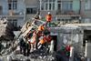 Žrtev potresa v Turčiji že 35, več tisoč ranjenih