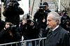 Madoff zaradi bolezni zaprosil za izpustitev iz zapora