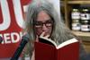 Ameriški center PEN bo ovenčal pankovsko poetinjo Patti Smith