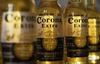Proizvajalcem piva Corona preti večmilijonska škoda zaradi koronavirusa