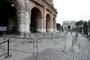 Italijanom vse več držav prepoveduje vstop; v Italiji že 79 mrtvih