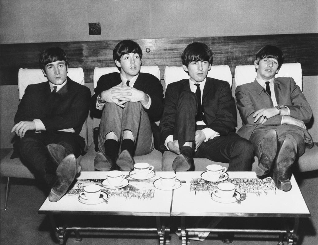 John Lennon (1940–1980), Paul McCartney (1942), George Harrison (1943–2001) in Ringo Starr (1940). Foto: AP