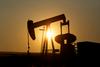 Cene nafte dosegle sedemletni vrh