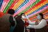 V Južni Koreji prvič po 75 dneh brez nove domače okužbe