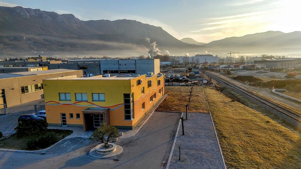 Če bodo epidemične razmere in vladni ukrepi to dopuščali, bodo ta mesec izpeljali delavnice za občane in zbiranje predlogov, junija pa glasovanje. Sicer bodo projekt prestavili na jesen. Foto: Radio Koper/Ivana Zajc