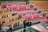 V Južni Koreji makete navijačev na praznih tribunah