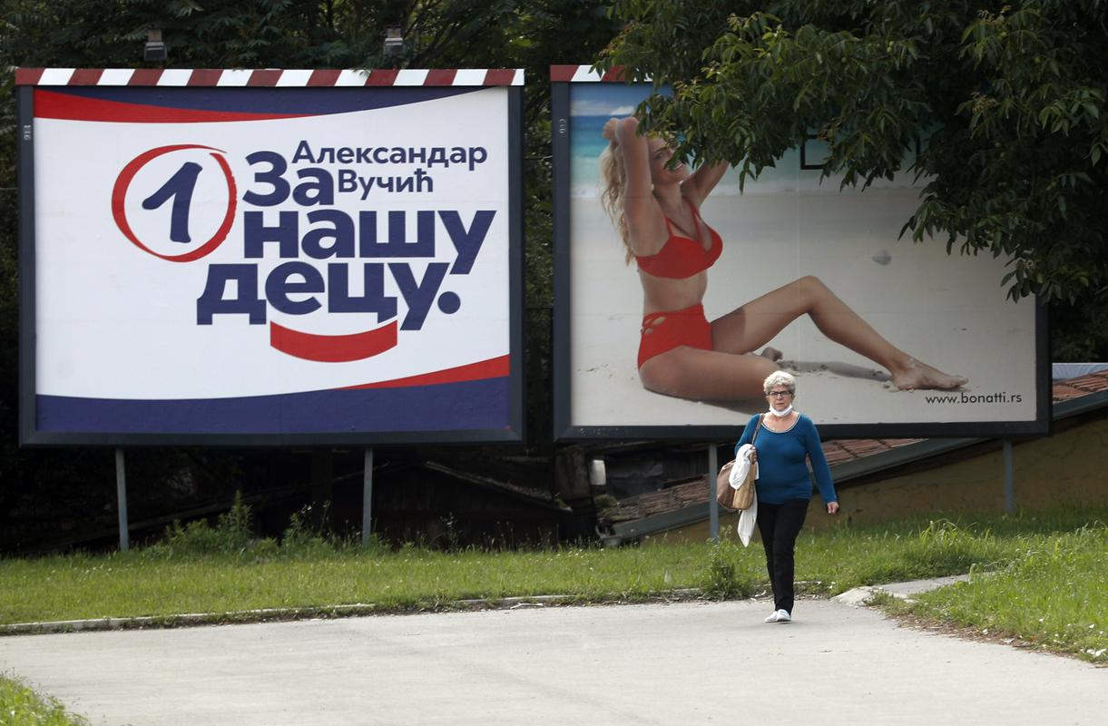 Predčasne volitve v Srbiji bodo sredi decembra. Foto: AP
