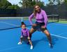 Sereni na teniških igriščih že dela družbo hčerka Olympia