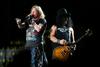 ZDA posredno na pomoč glasbenikom: med prejemniki posojila tudi Guns N' Roses