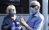 Na Hrvaškem 53 novih okužb, maske znova obvezne; 