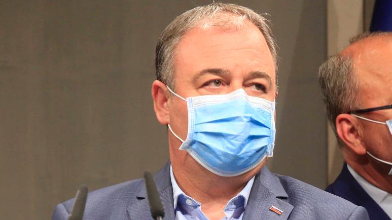 Vodja poslancev SDS-a Danijel Krivec je imel pozitiven izvid testa za novi koronavirus. Foto: BoBo