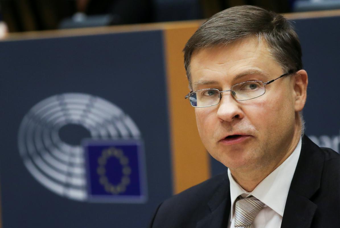Evropski parlament je potrdil spremembo resorja izvršnega podpredsednika Evropske komisije Valdisa Dombrovskisa. Foto: Reuters