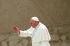 Papež Frančišek zahteva strožji nadzor nad vatikanskimi financami
