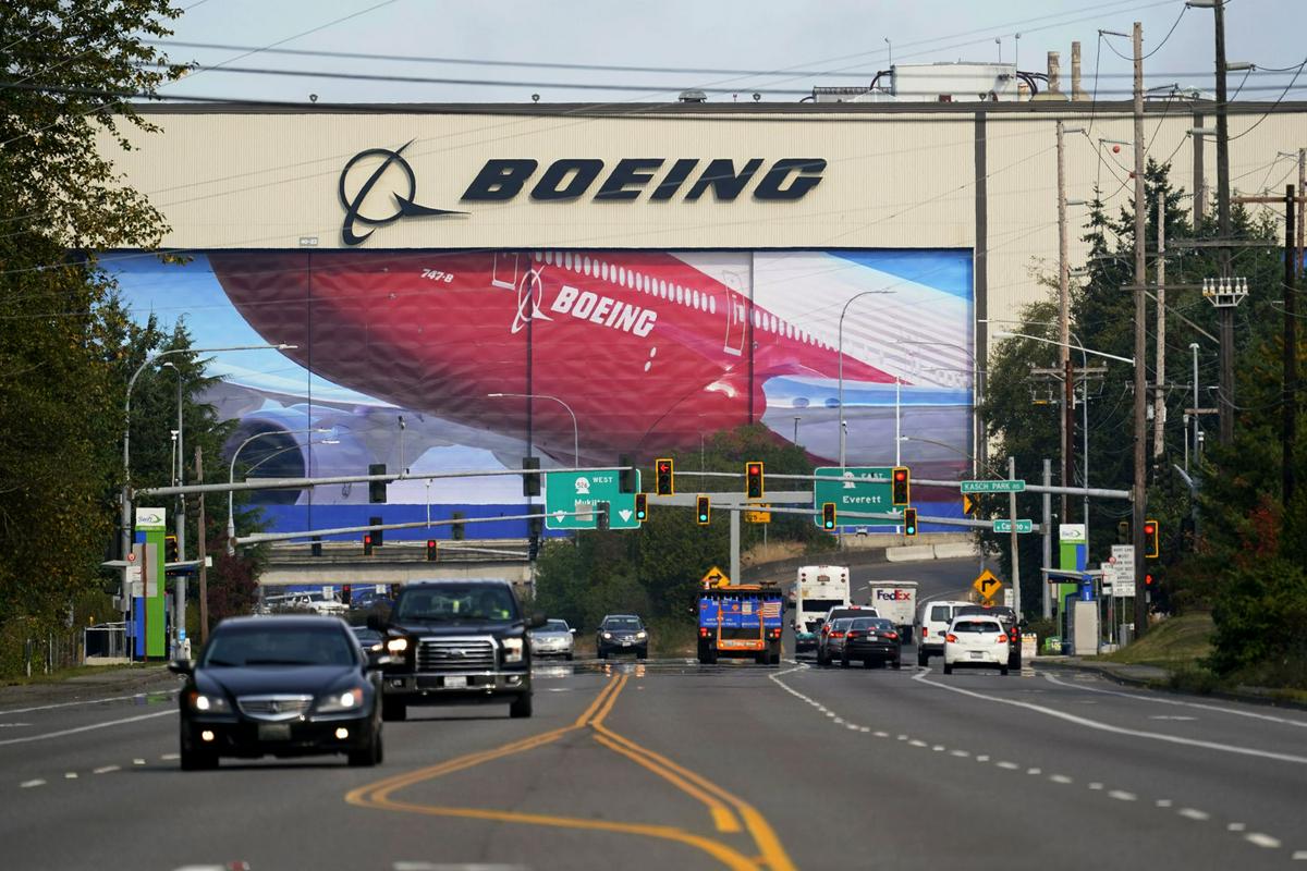 ZDA naj bi domačemu letalskemu proizvajalcu Boeing nudile nedovoljeno državno pomoč. Foto: AP