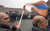 Armenski protestniki zahtevajo odstop premierja Pašinjana
