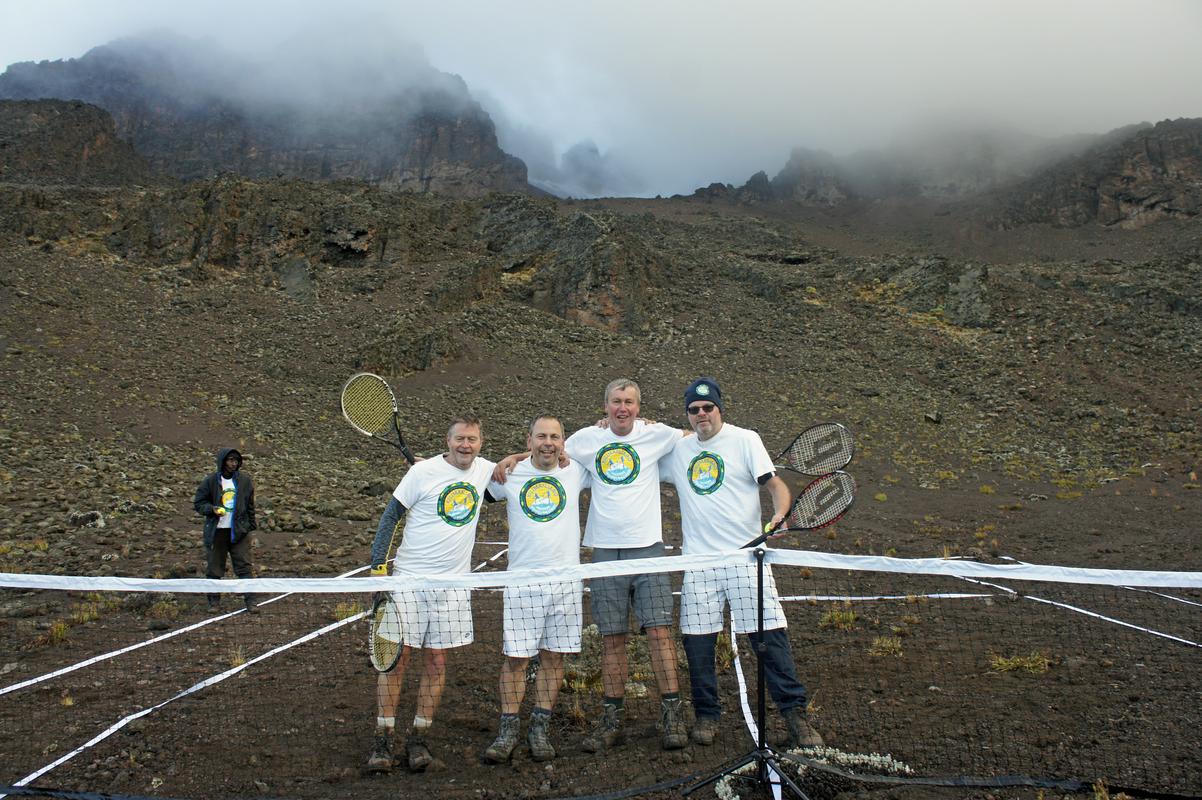 Tenis na gori Kilimandžaro. Foto: osebni arhiv