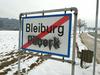 Na avstrijskem Koroškem neznanci znova pomazali dvojezične krajevne napise 