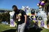 Los Angeles ob obletnici Kobejeve smrti odet v Lakersove barve