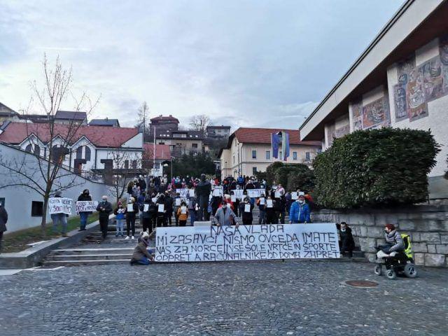 Protest v Zasavju. Foto: ZON - Zasavske onlajn novice